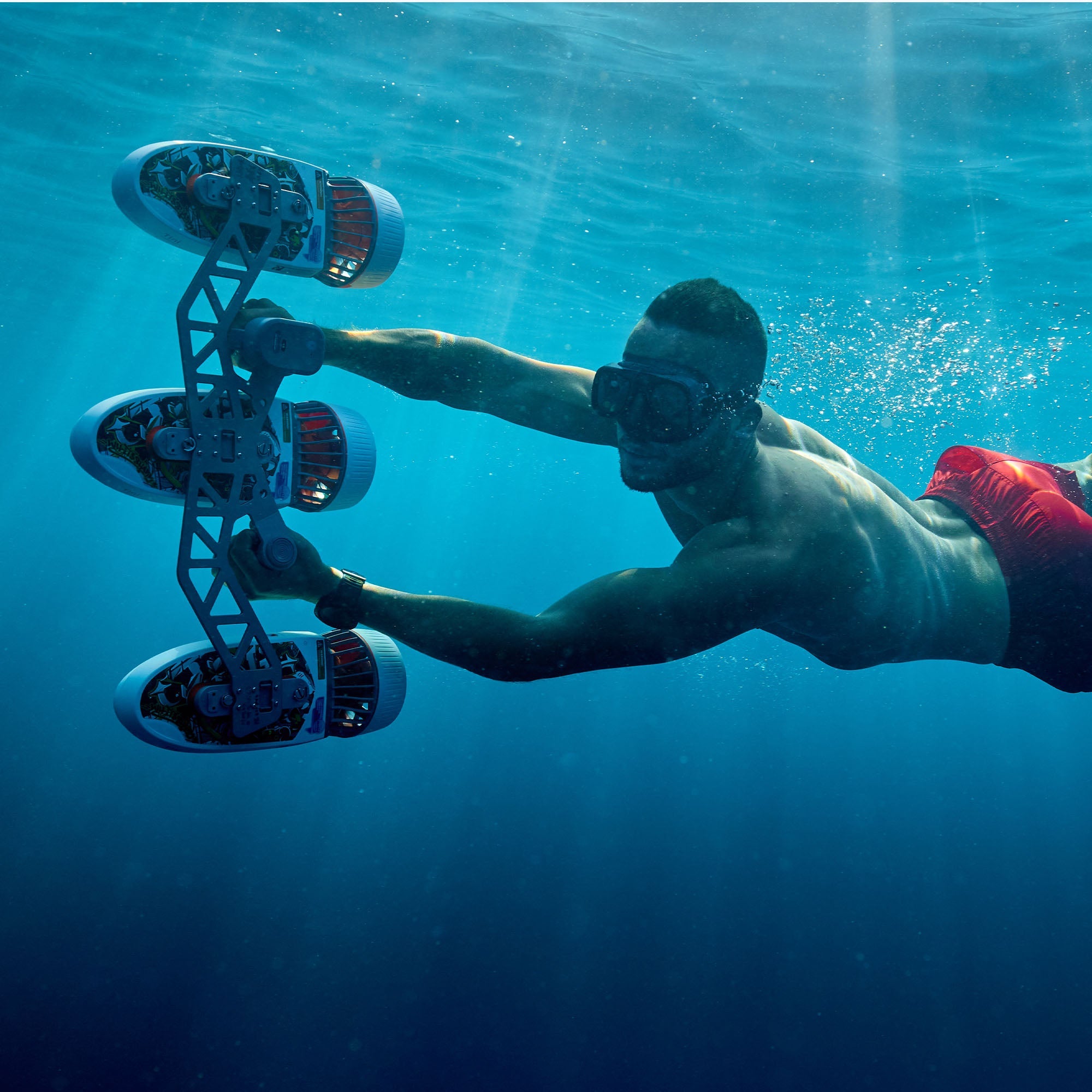 Tini Triple-engine Support Handle