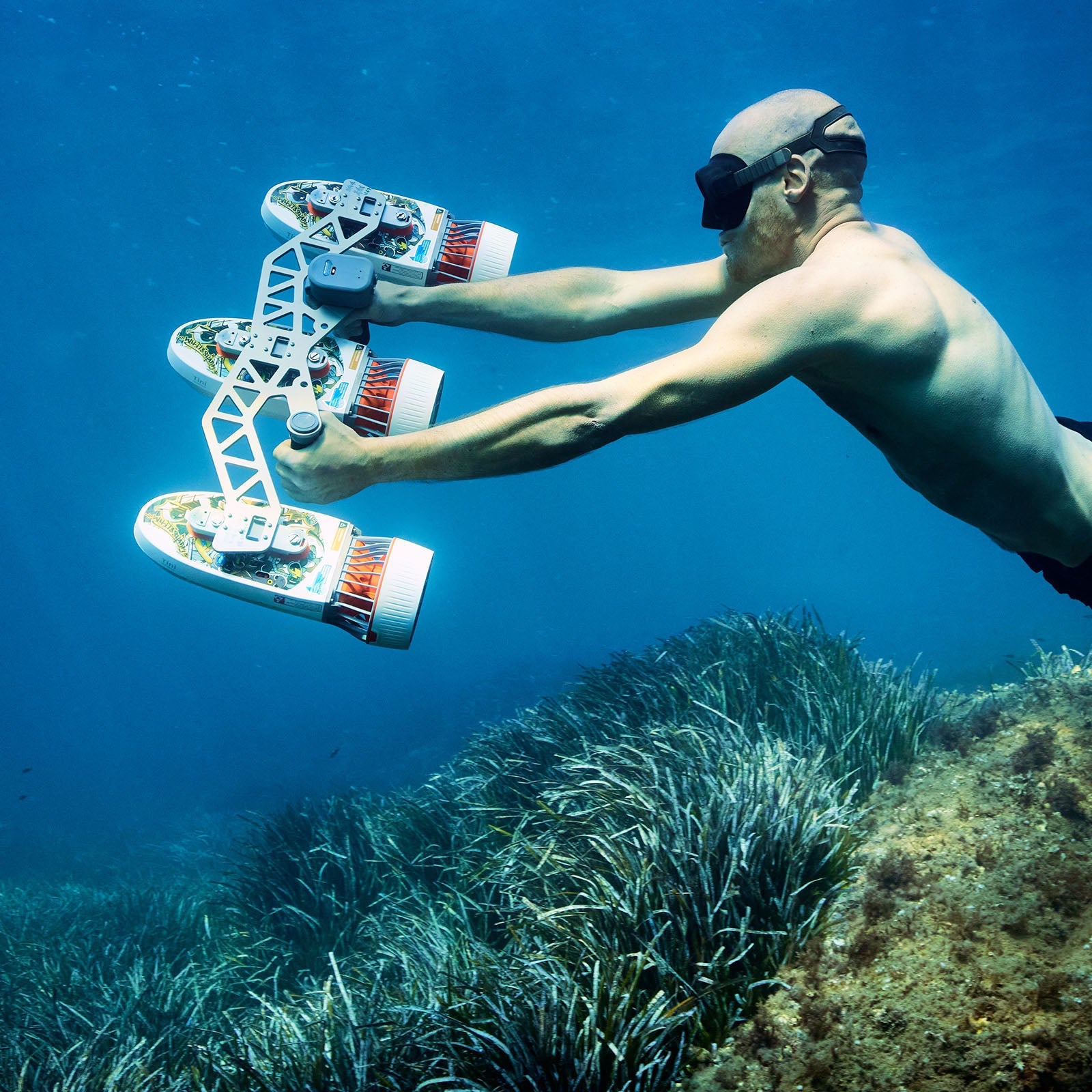 Tini Triple-engine Support Handle