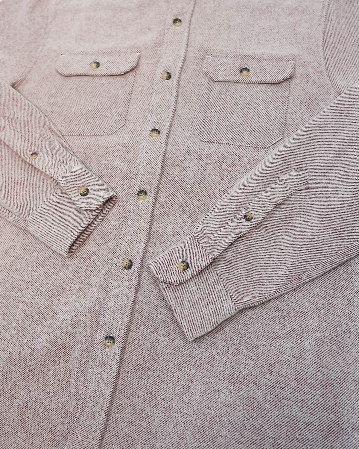 Grand Flannel, Maroon