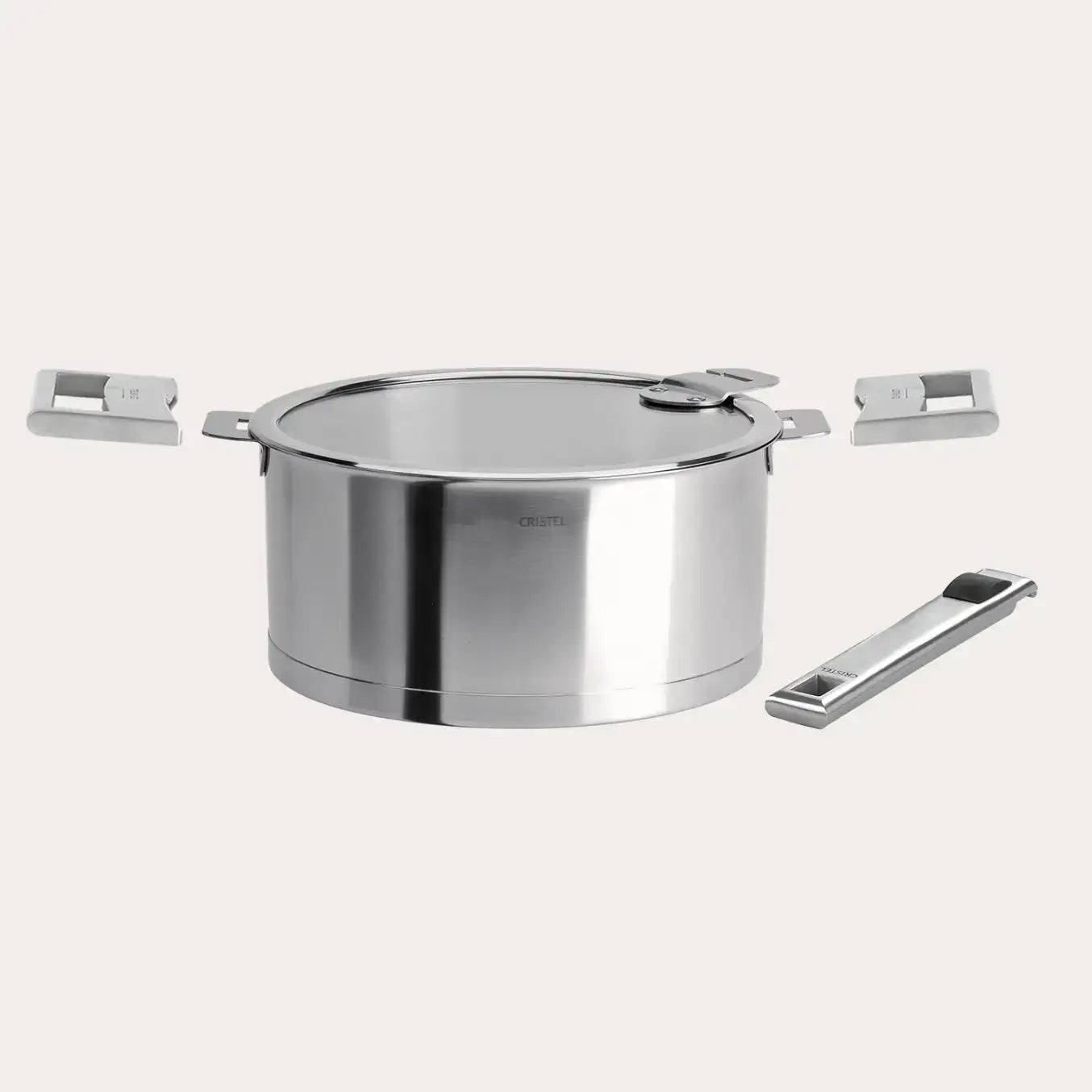 Saucepan with handle set