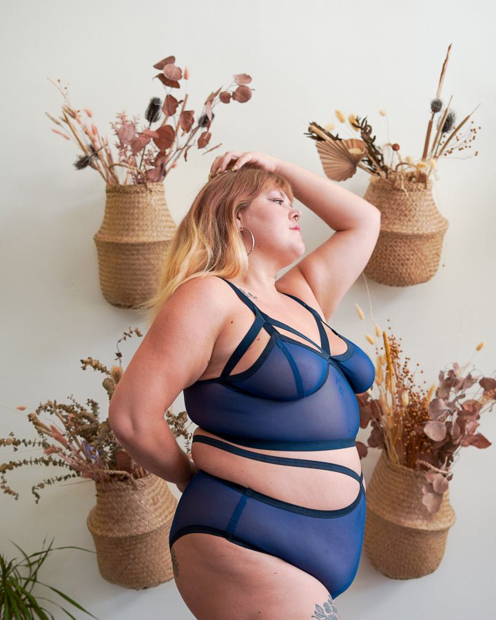 Mesh Triangle Cut Out Bralette